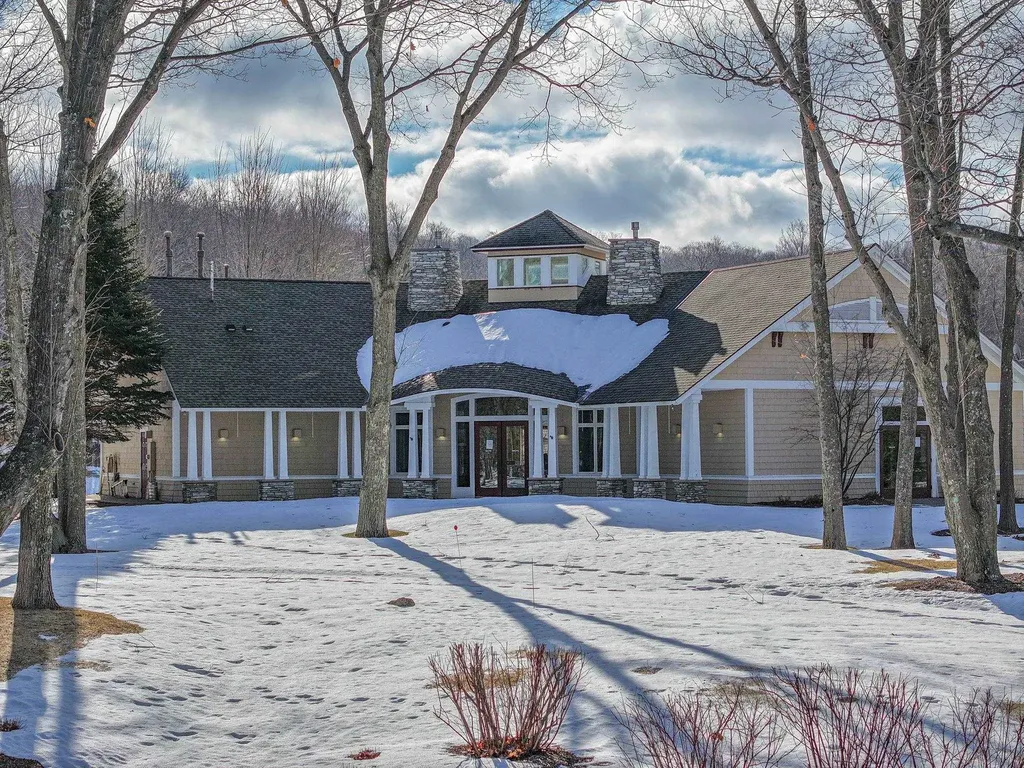 8 S Club Drive Cleveland Township MI 49621