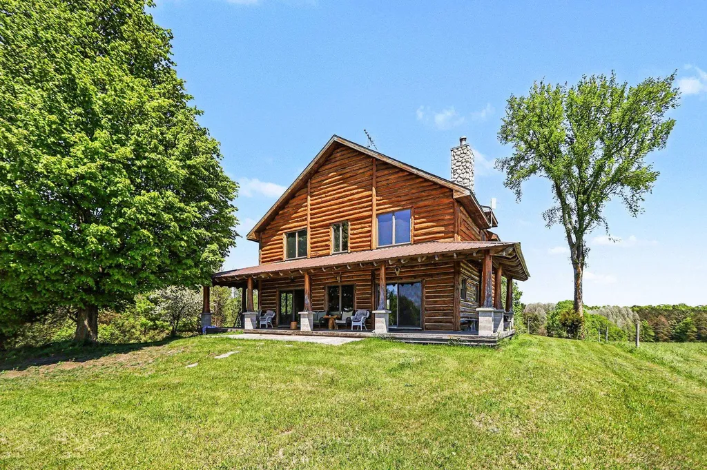 9465 W Old State Road Central Lake Township MI 49622