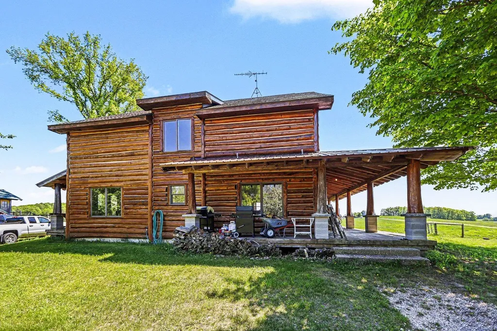 9465 W Old State Road Central Lake Township MI 49622