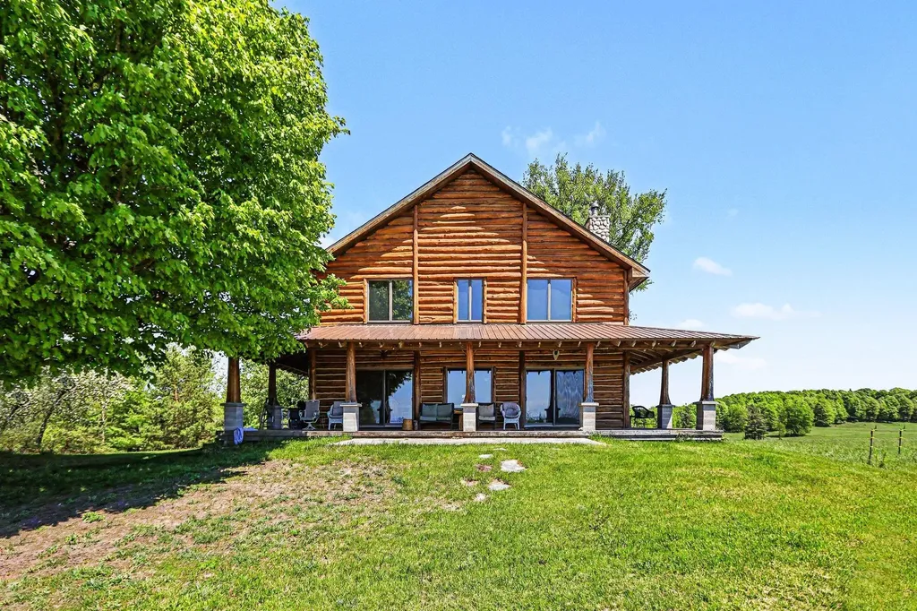 9465 W Old State Road Central Lake Township MI 49622