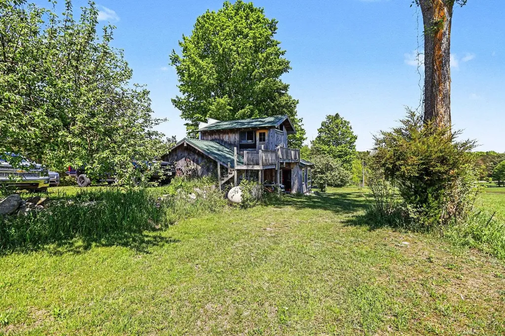 9465 W Old State Road Central Lake Township MI 49622