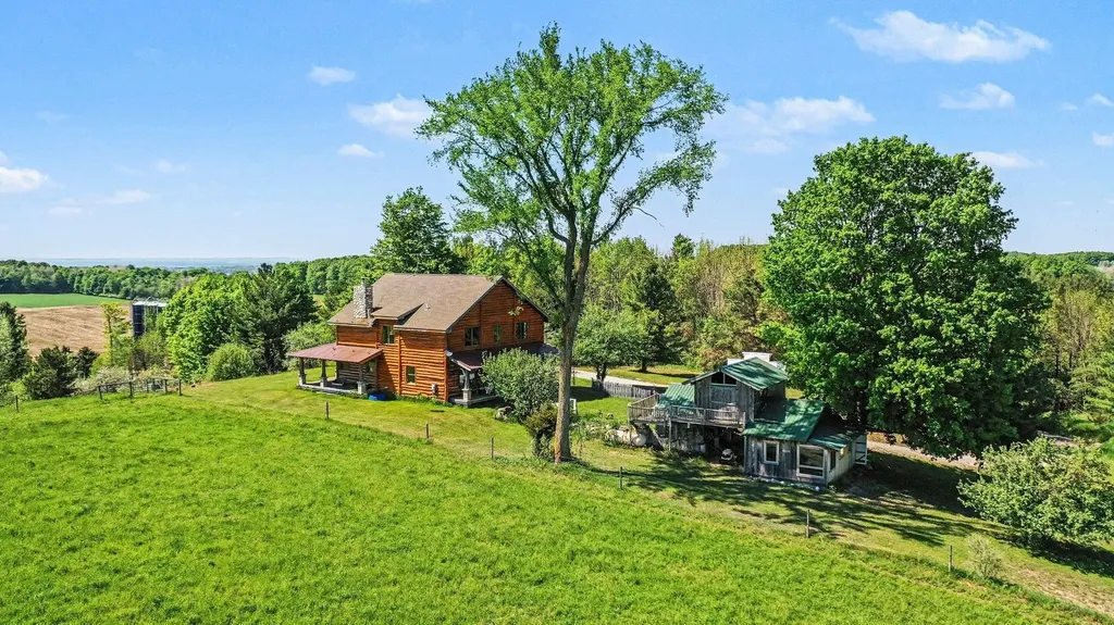 9465 W Old State Road Central Lake Township MI 49622