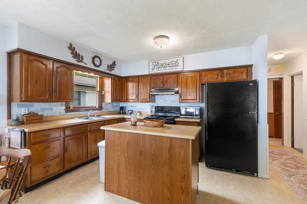 8735 Deadstream Road Benzonia Township MI 49640