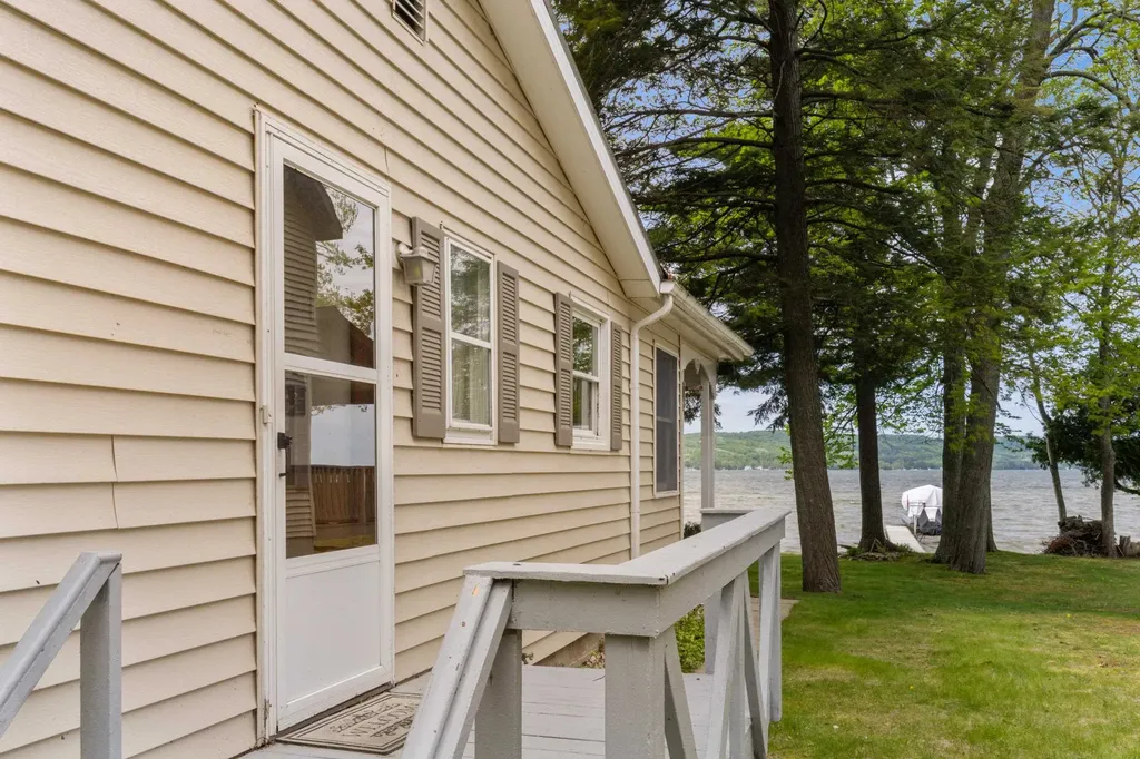 8735 Deadstream Road Benzonia Township MI 49640