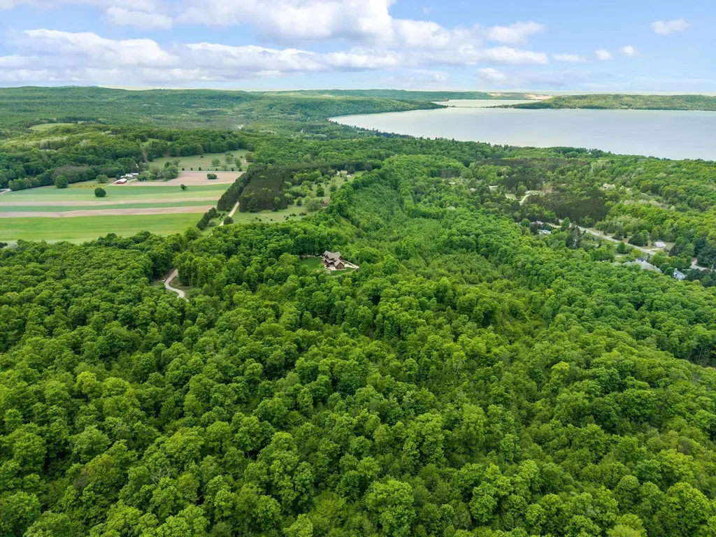 3698 W Glen Lake Highlands Drive Kasson Township MI 49664