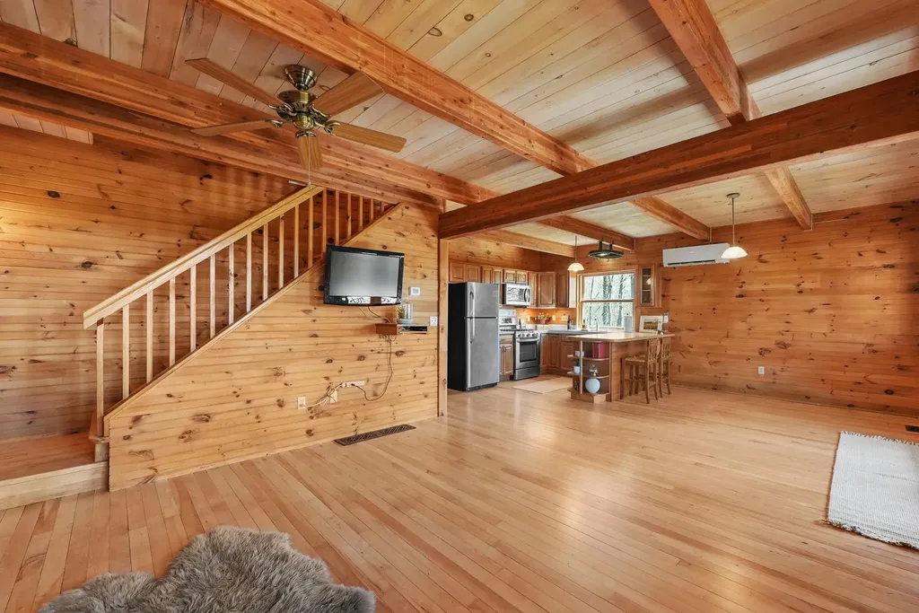 9779 E Johnson Road Leelanau Township MI 49670
