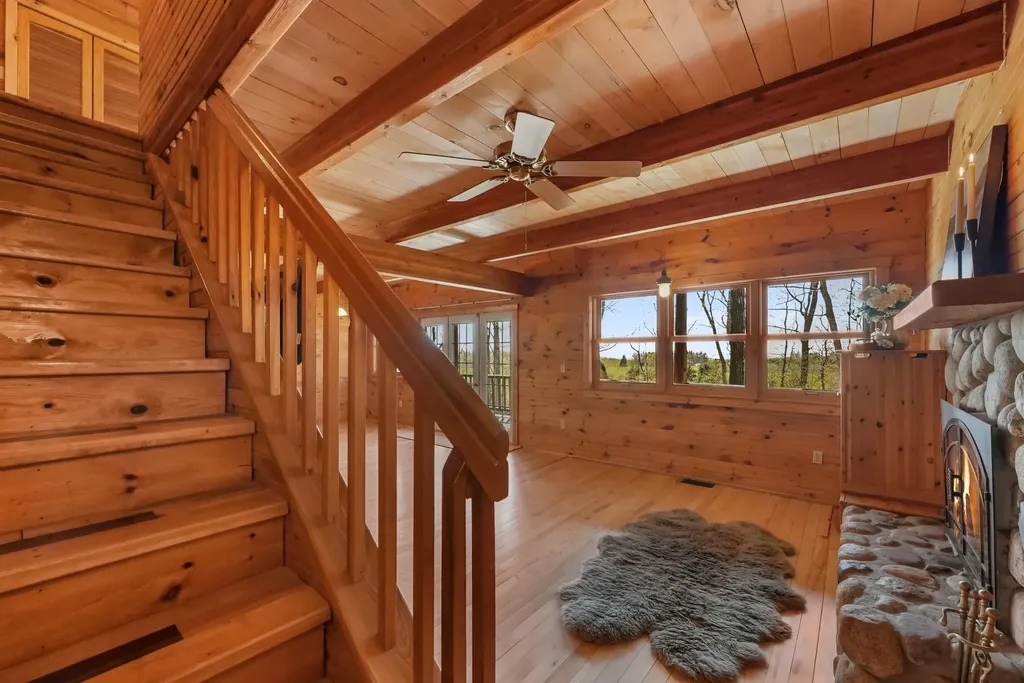 9779 E Johnson Road Leelanau Township MI 49670