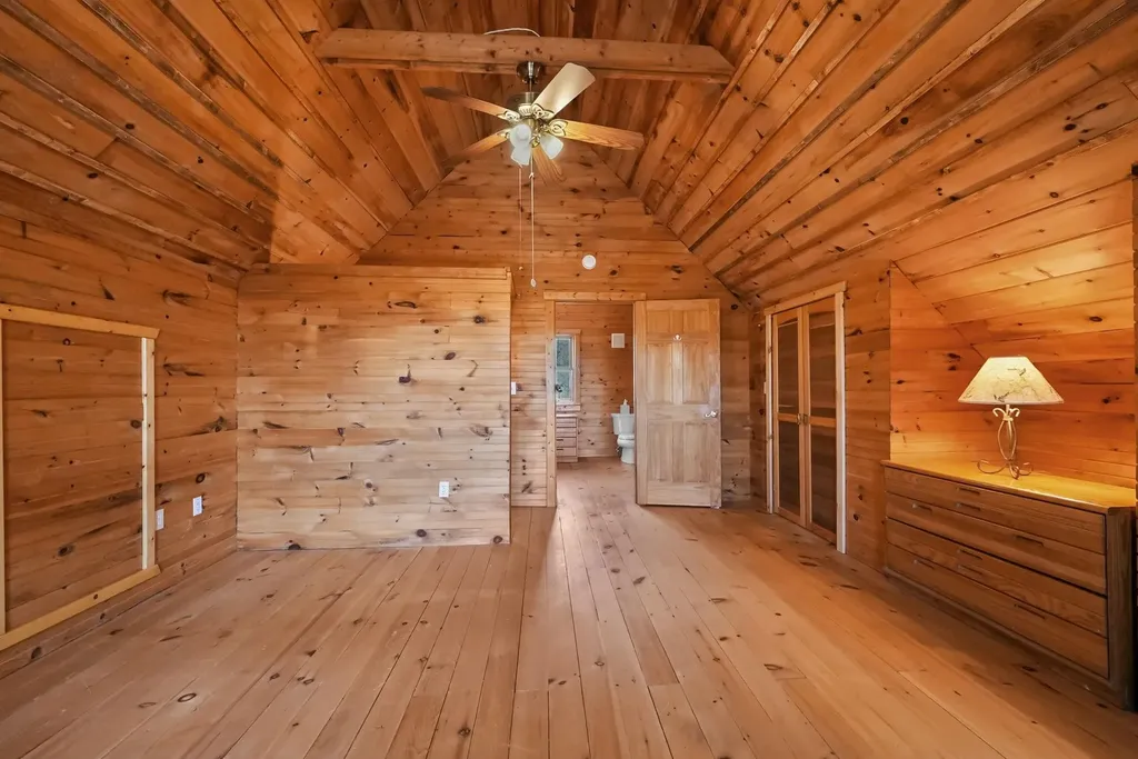 9779 E Johnson Road Leelanau Township MI 49670