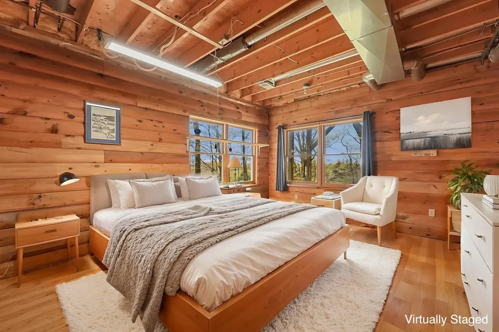9779 E Johnson Road Leelanau Township MI 49670