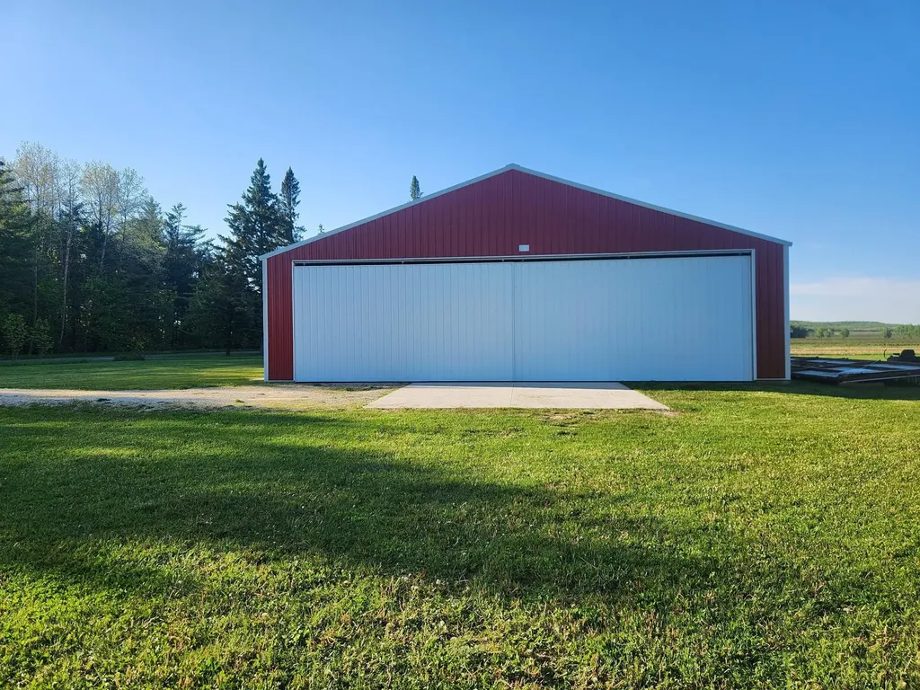 1085 S Mcgee Road Reeder Township MI 49651