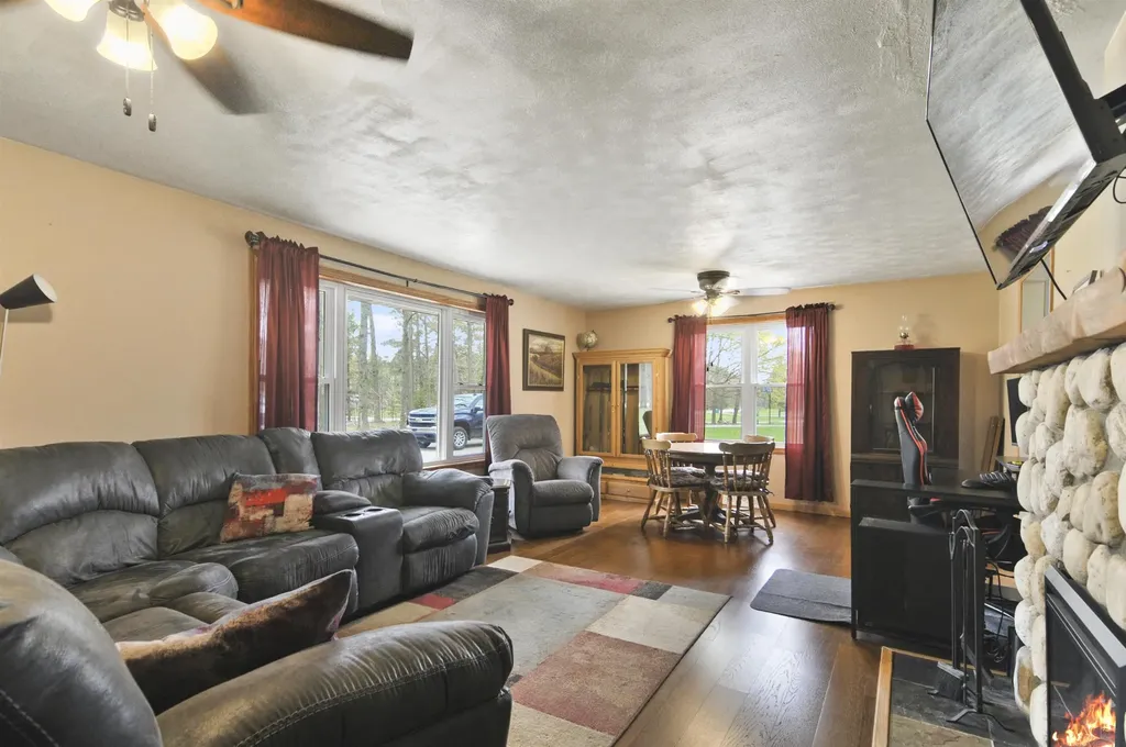 3562 E M-55 Cherry Grove Township MI 49601
