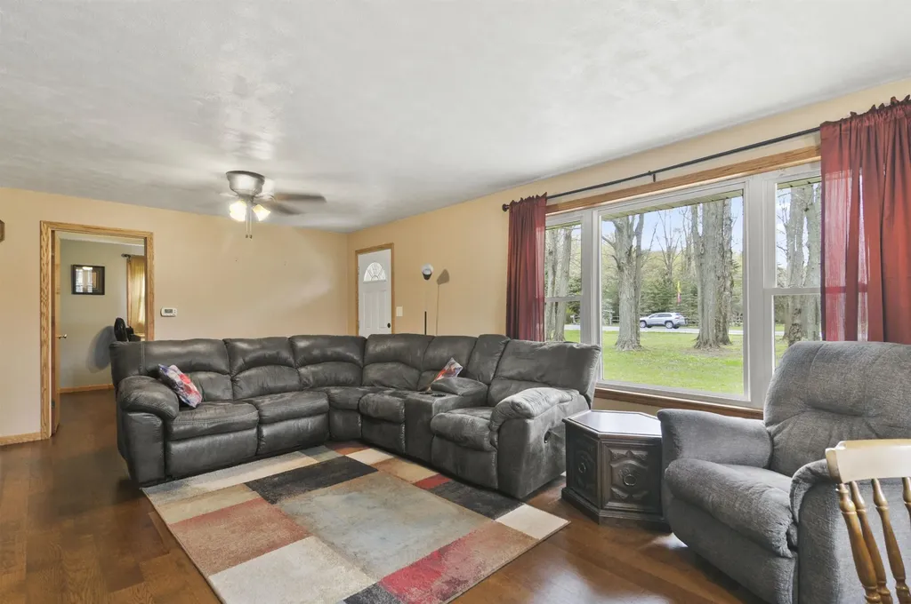 3562 E M-55 Cherry Grove Township MI 49601