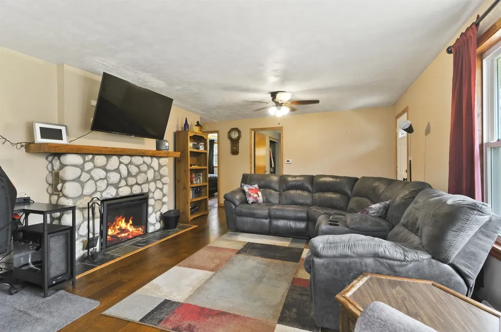 3562 E M-55 Cherry Grove Township MI 49601