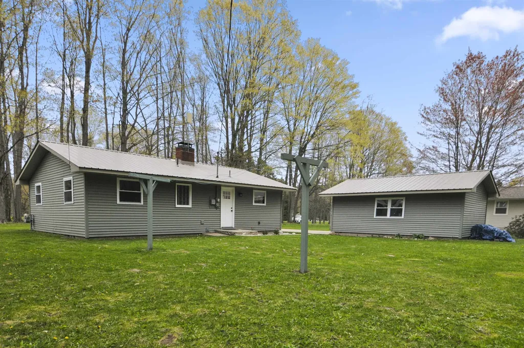 3562 E M-55 Cherry Grove Township MI 49601