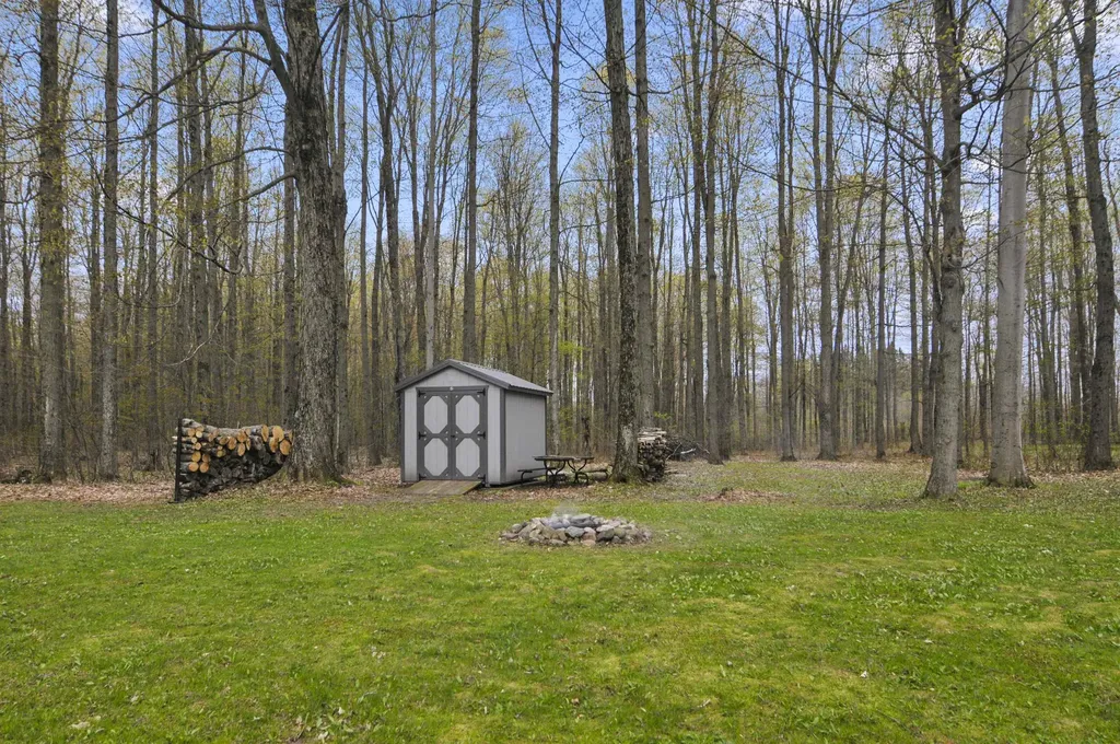 3562 E M-55 Cherry Grove Township MI 49601