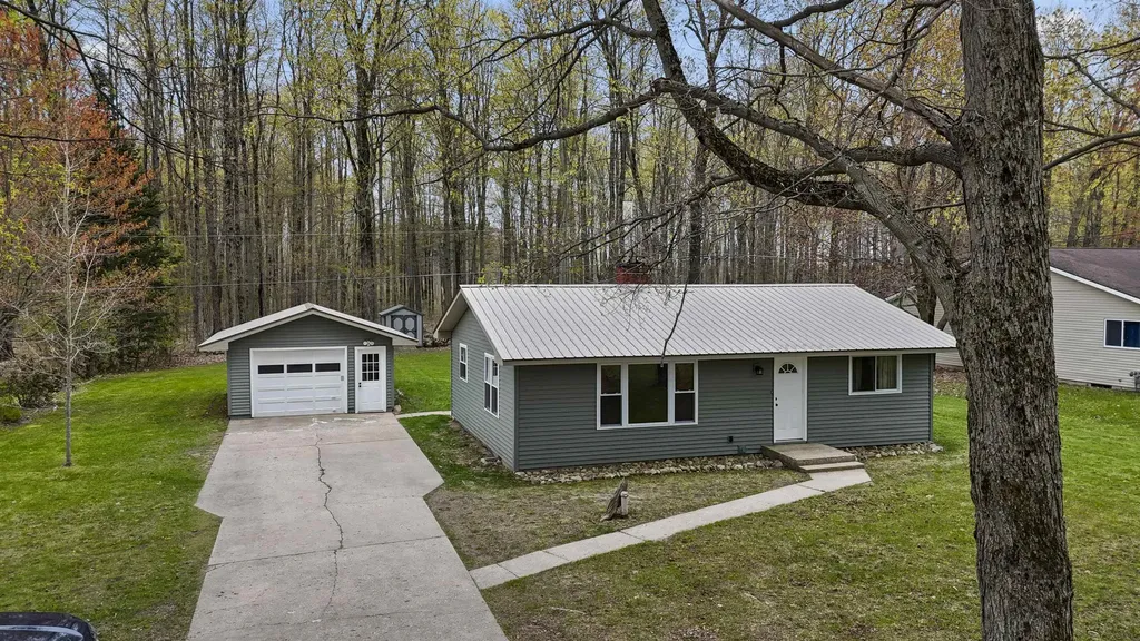 3562 E M-55 Cherry Grove Township MI 49601