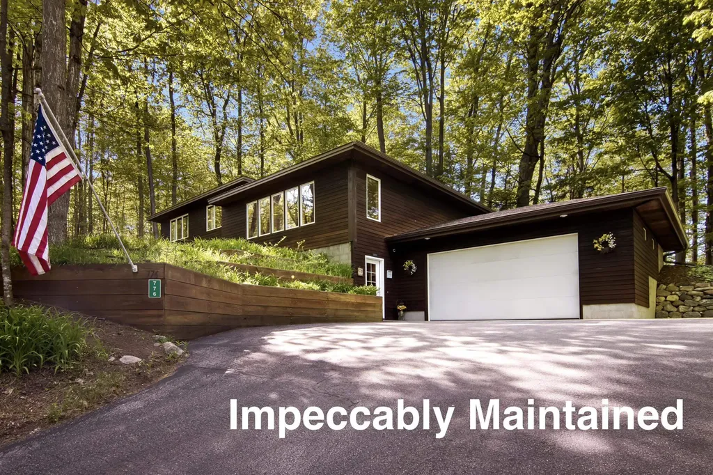 776 W Blackberry Lane Suttons Bay Township MI 49682
