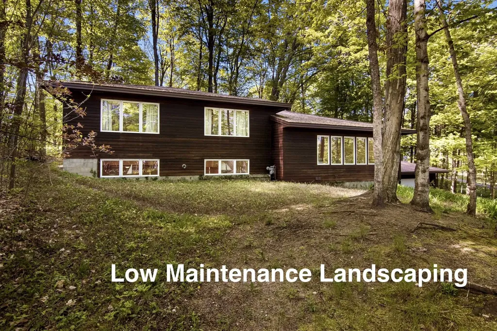 776 W Blackberry Lane Suttons Bay Township MI 49682