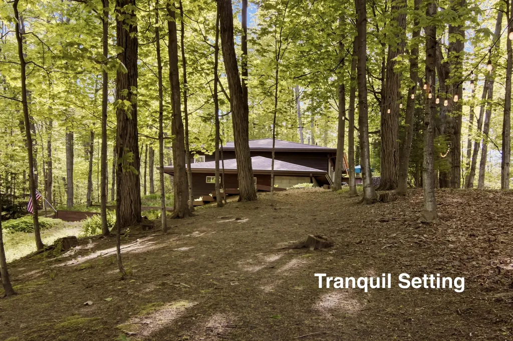 776 W Blackberry Lane Suttons Bay Township MI 49682