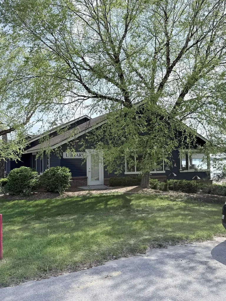 776 W Blackberry Lane Suttons Bay Township MI 49682