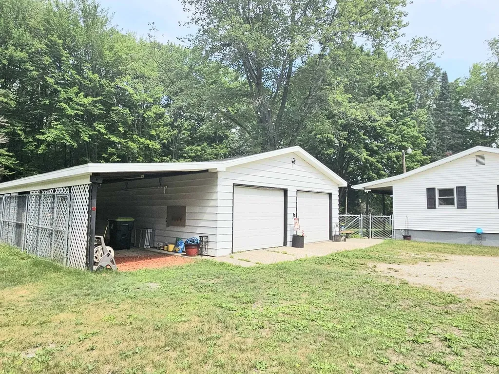 4774 S Lachance Road Lake Township MI 49651