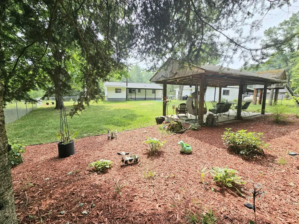 4774 S Lachance Road Lake Township MI 49651