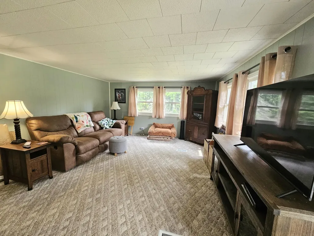 4774 S Lachance Road Lake Township MI 49651
