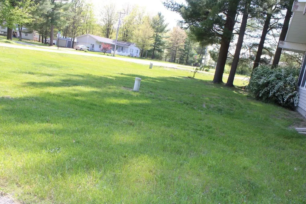 817 E Dresden Street Kalkaska Township MI 49646