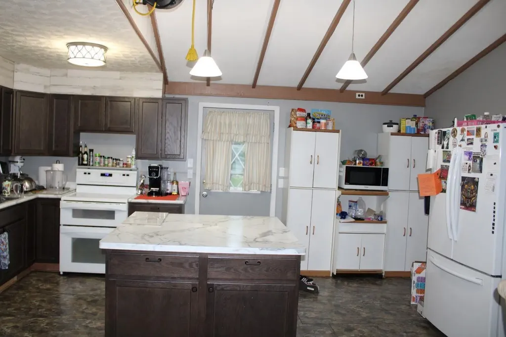 817 E Dresden Street Kalkaska Township MI 49646