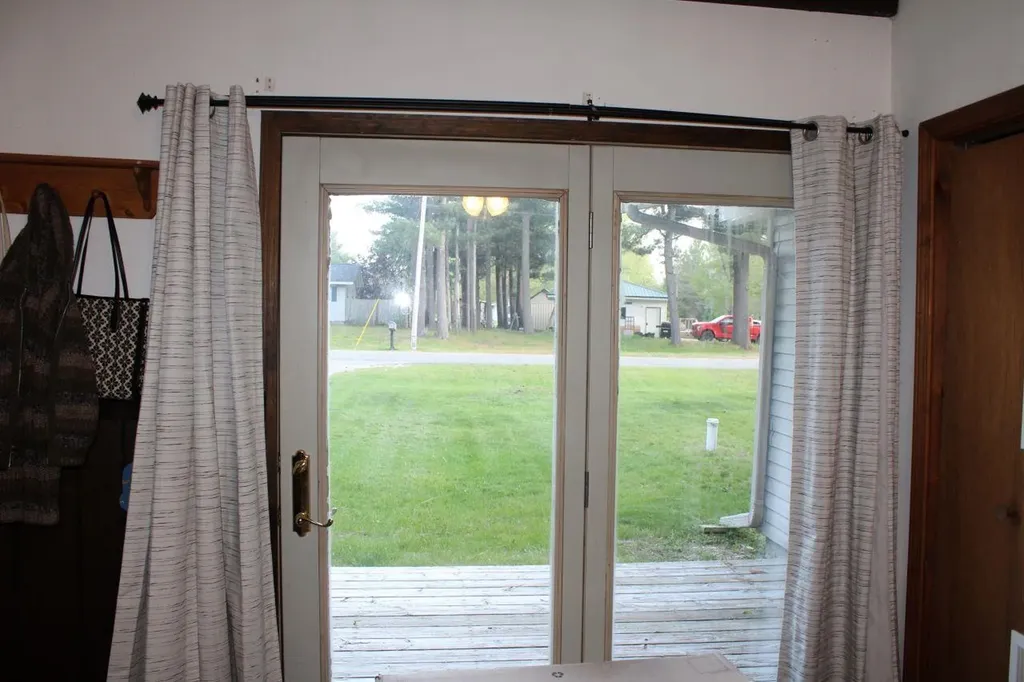 817 E Dresden Street Kalkaska Township MI 49646