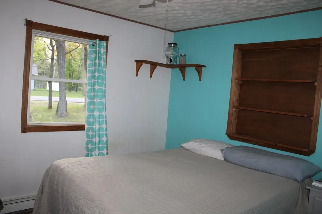 817 E Dresden Street Kalkaska Township MI 49646