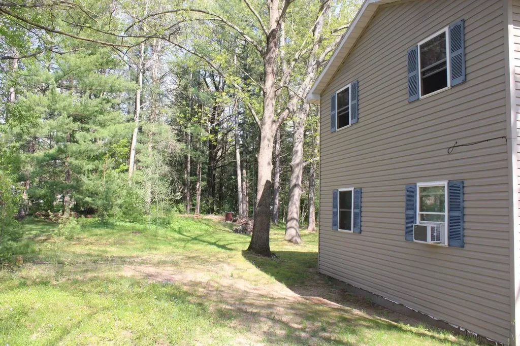 817 E Dresden Street Kalkaska Township MI 49646