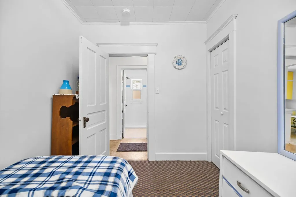 1026 W Front Street Traverse City City MI 49684