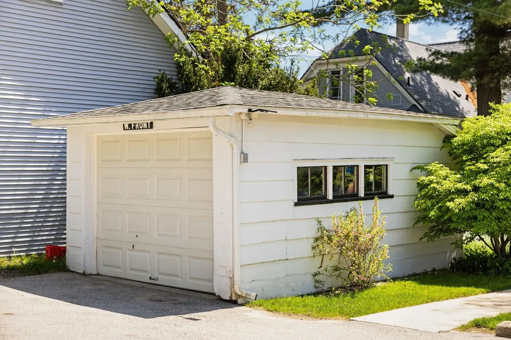 1026 W Front Street Traverse City City MI 49684