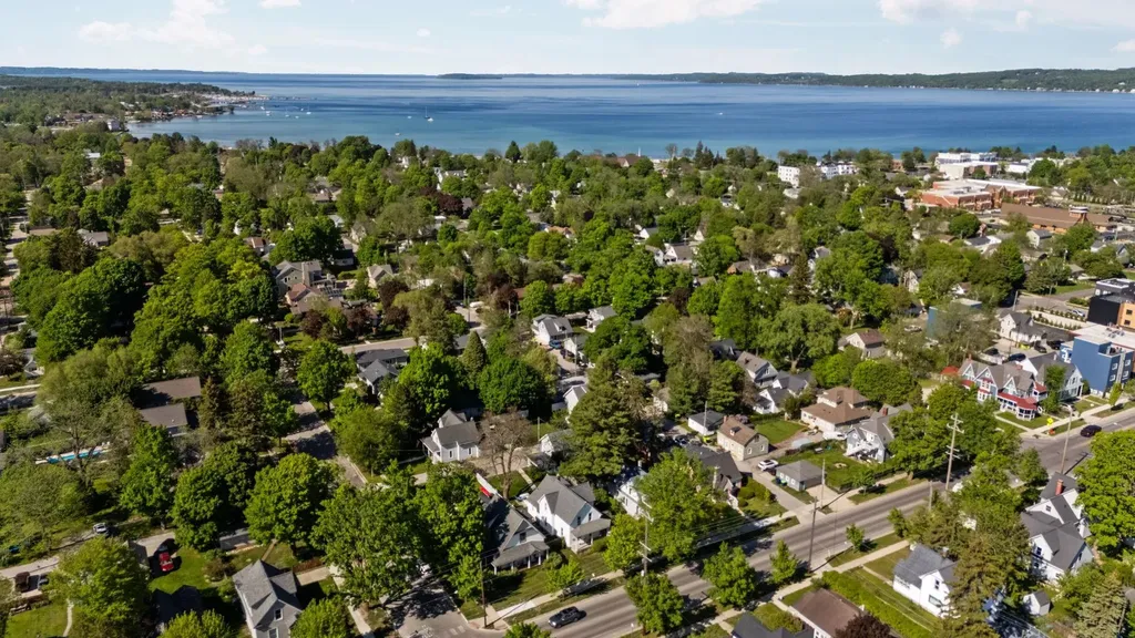1026 W Front Street Traverse City City MI 49684