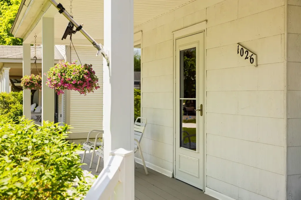 1026 W Front Street Traverse City City MI 49684
