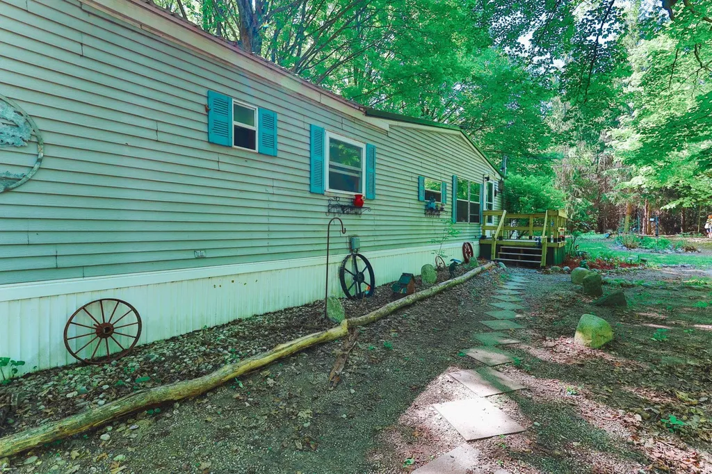 13517 Viaduct Road Cleon Township MI 49625