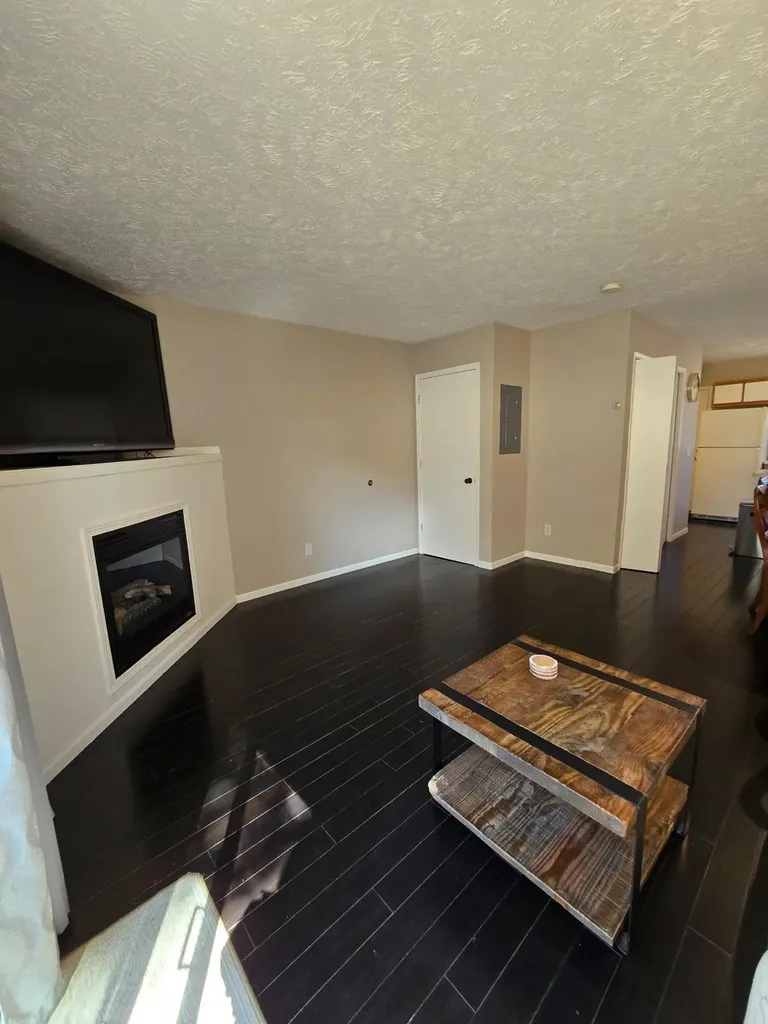 3751 Vale Drive East Bay Township MI 49686