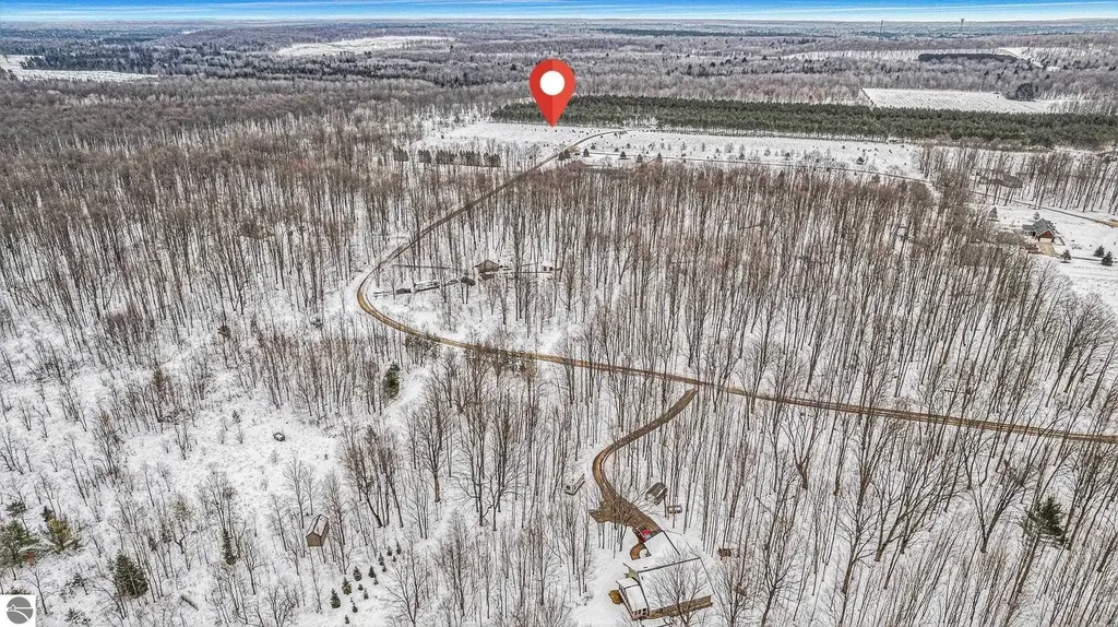 331/311 Kleehammer Club Drive Excelsior Township MI 49646