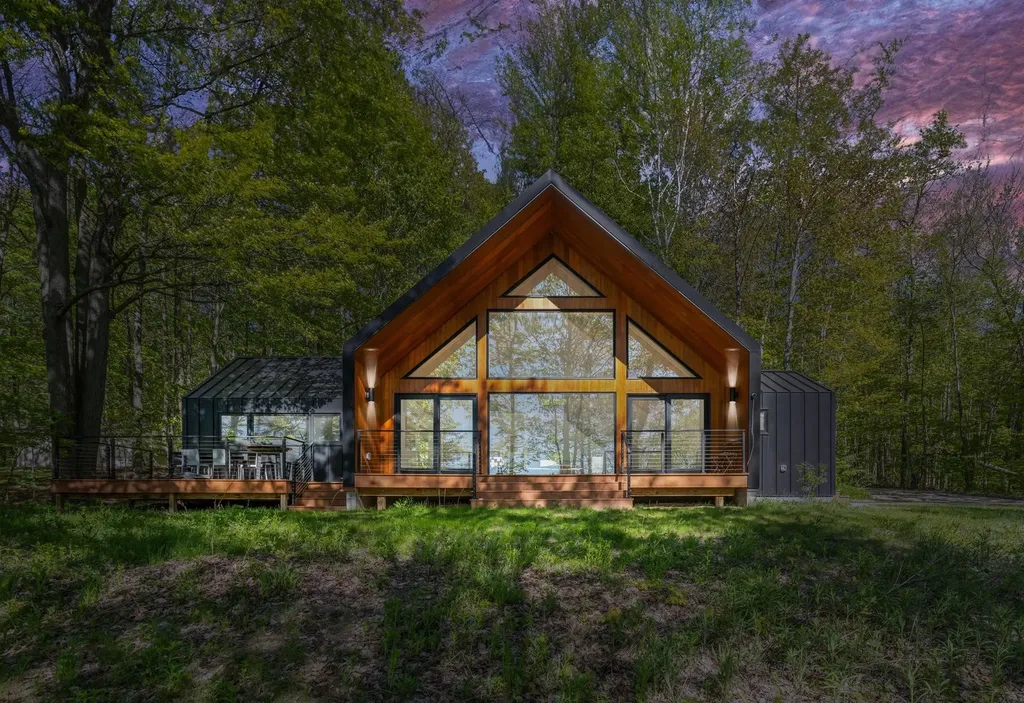 5091 Miles Road South Arm Township MI 49727