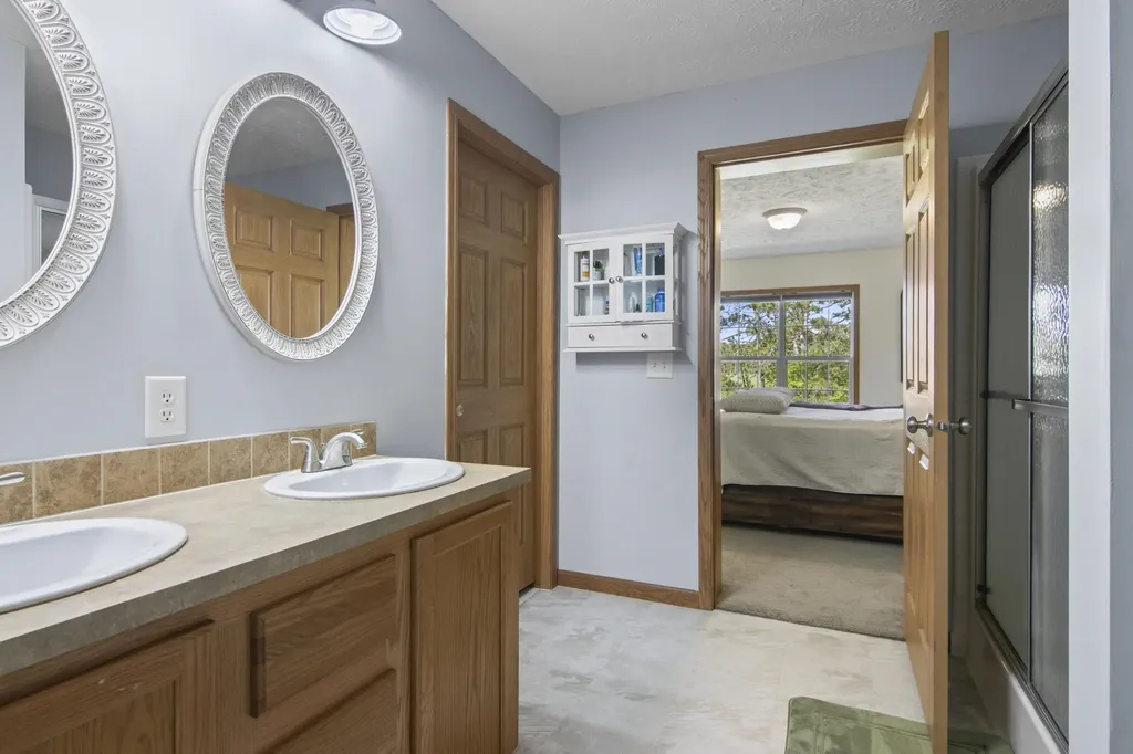 8504 S Elizabeth Drive Kasson Township MI 49664