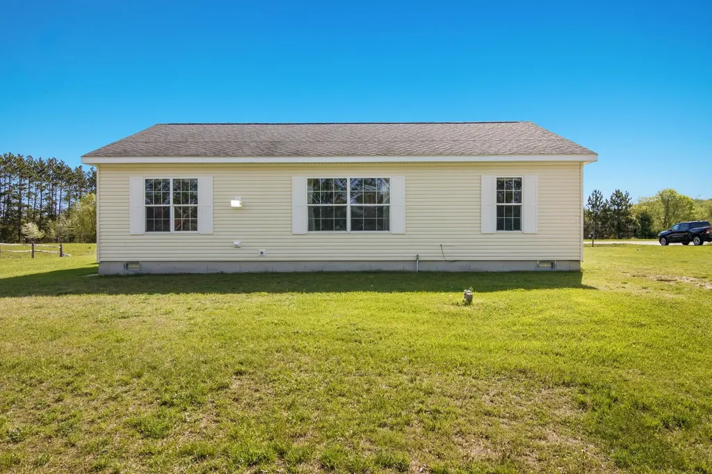 8504 S Elizabeth Drive Kasson Township MI 49664
