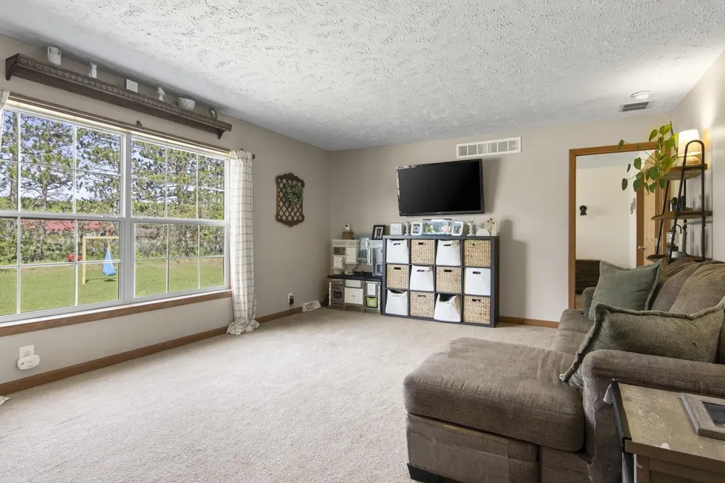 8504 S Elizabeth Drive Kasson Township MI 49664