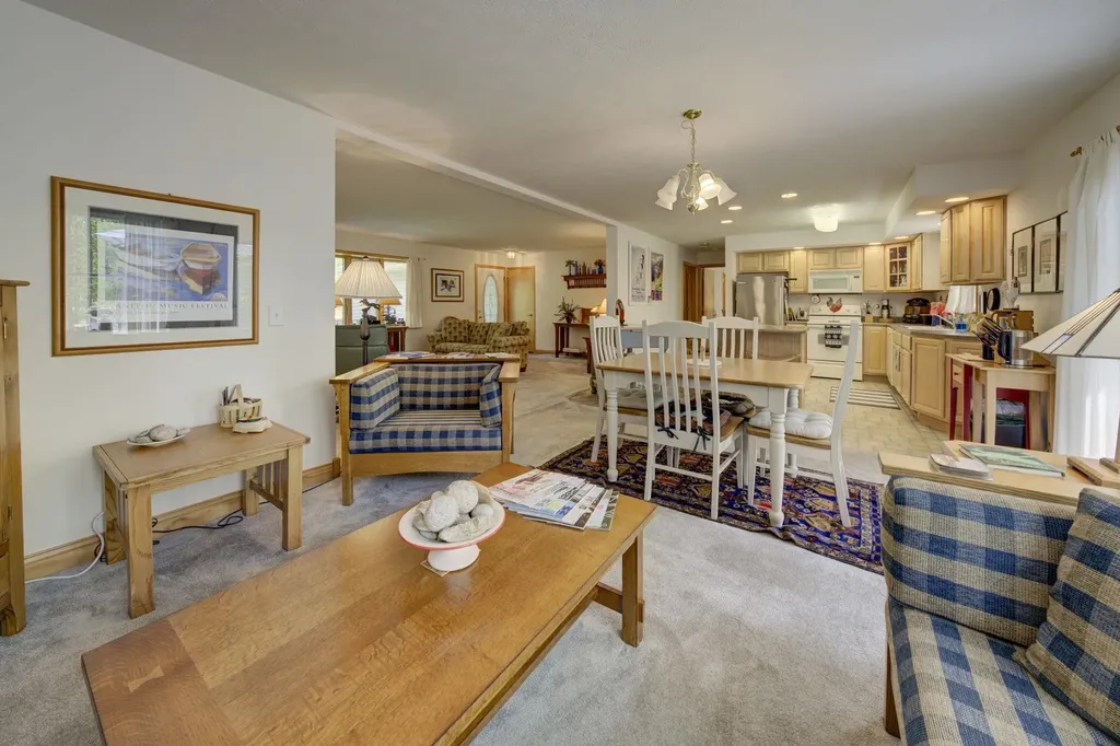 4451 S Hemlock Road Centerville Township MI 49621