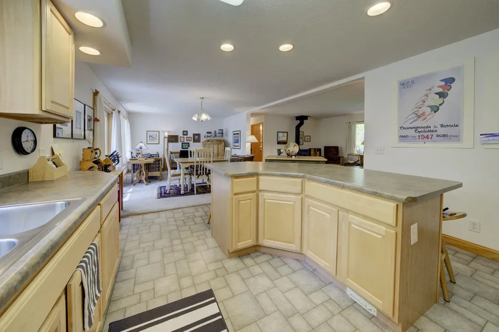 4451 S Hemlock Road Centerville Township MI 49621