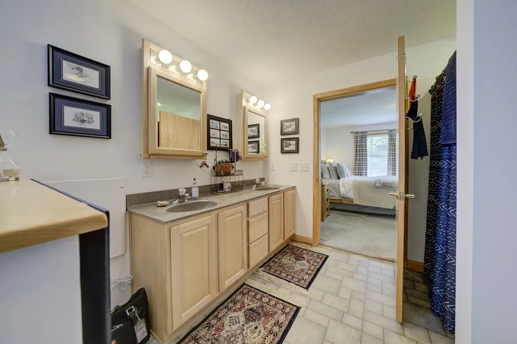 4451 S Hemlock Road Centerville Township MI 49621