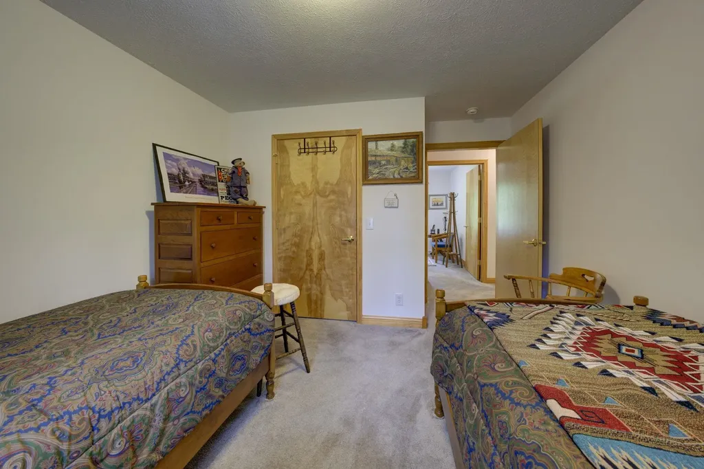 4451 S Hemlock Road Centerville Township MI 49621