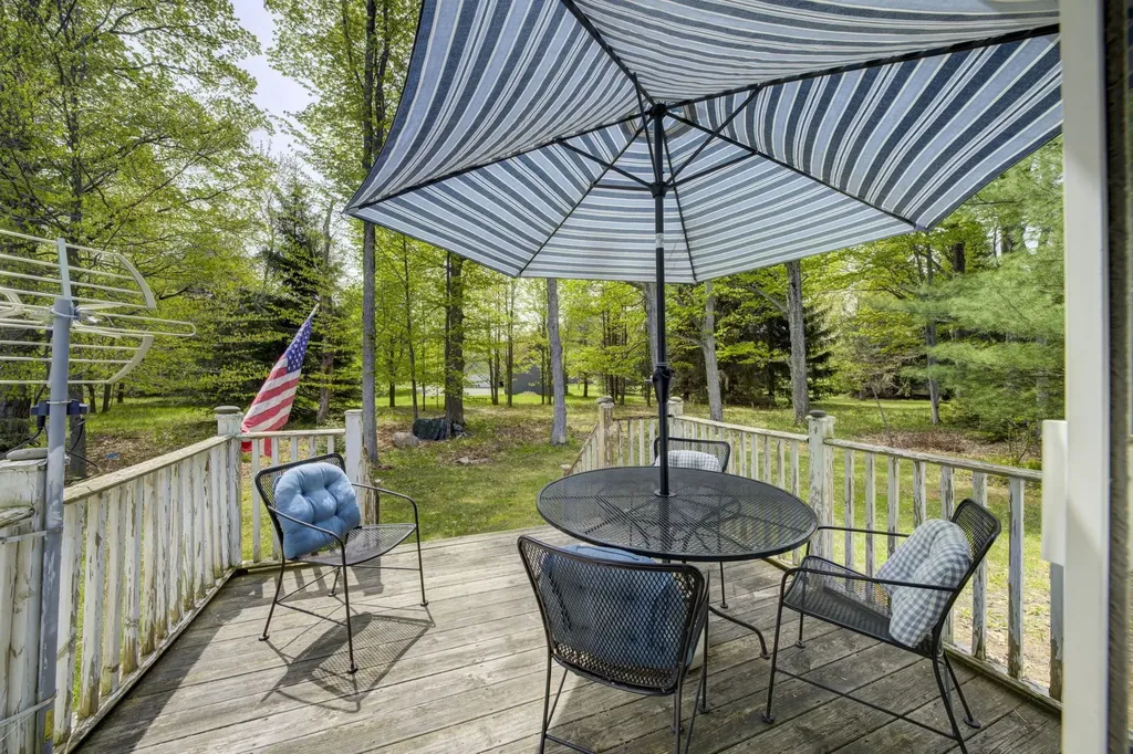 4451 S Hemlock Road Centerville Township MI 49621