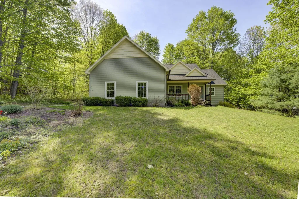 19801 Oak Avenue Almira Township MI 49650