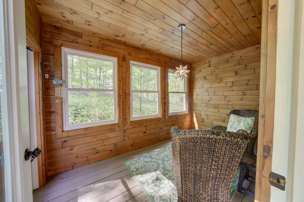 19801 Oak Avenue Almira Township MI 49650